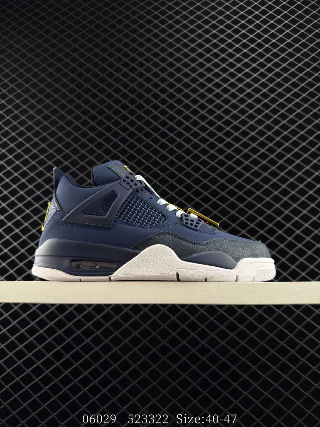 Nike Air Jordan 4 Retro Nike Air Jordan 4 Retro